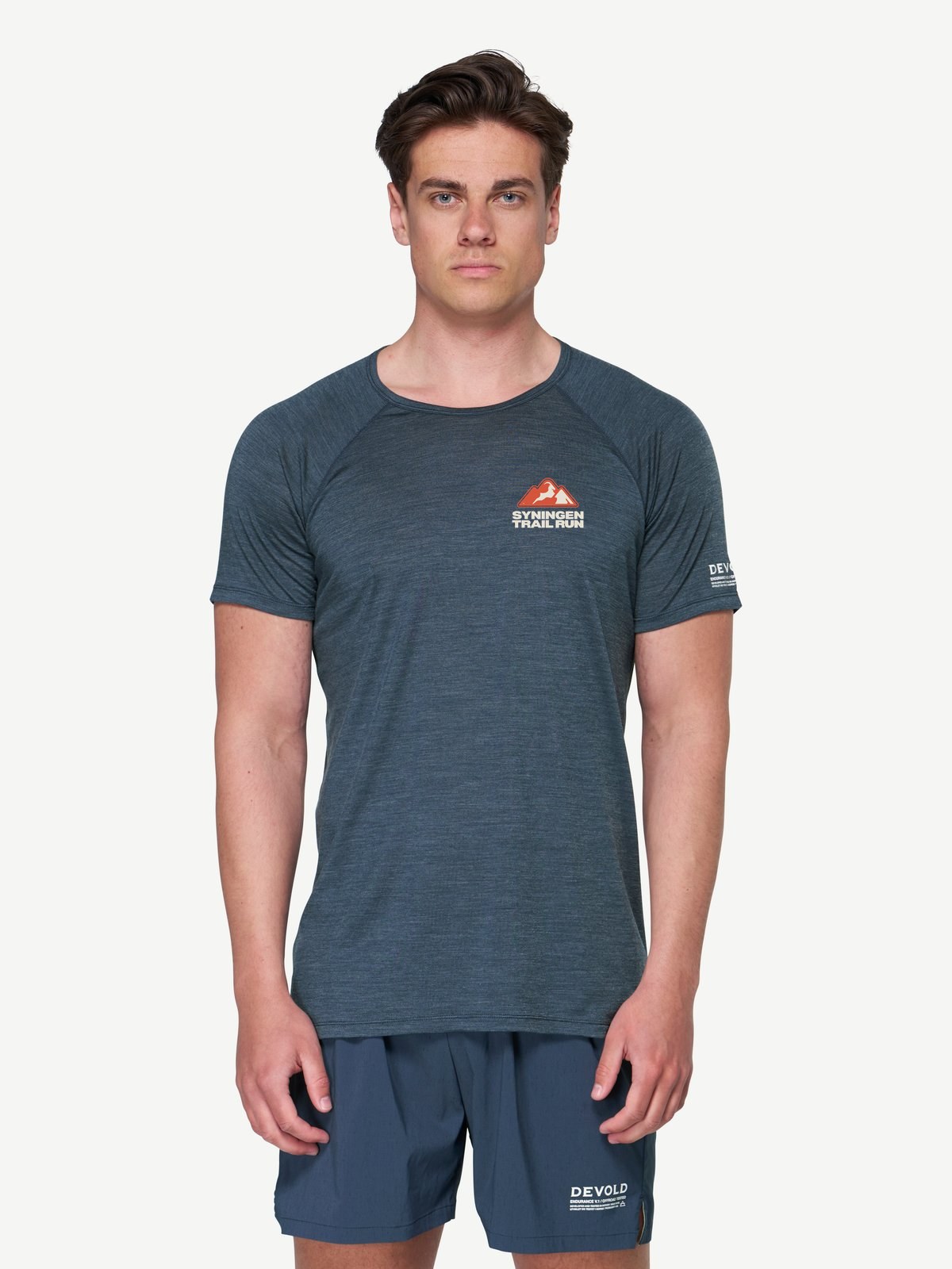 Løpstrøye herre med Syningen Trail Run-logo